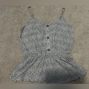 Sienna Sky Tank Top size: small